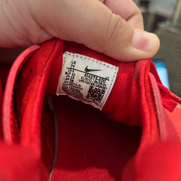 Triple red huarache run 6Y - Picture 5 of 7